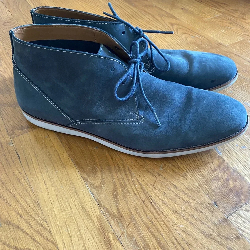 Clarks Chukka Boots Mens 13 Blue Suede Quiet Luxury Casual Preppy Travel 15103